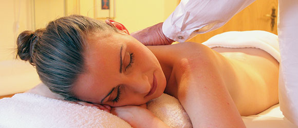 woman-massage